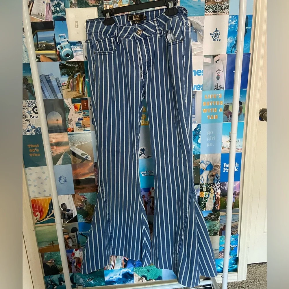 Bell bottoms - Picture 2 of 3